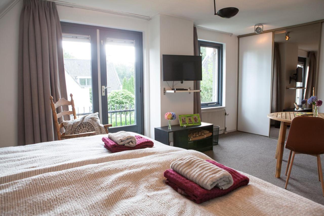 Bed and Breakfast De Heidestroper Eindhoven Exterior foto